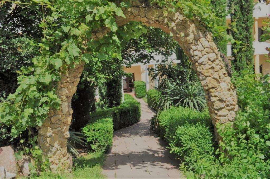 Winzergarten Hotel-Restaurant Grosskarlbach Exterior photo